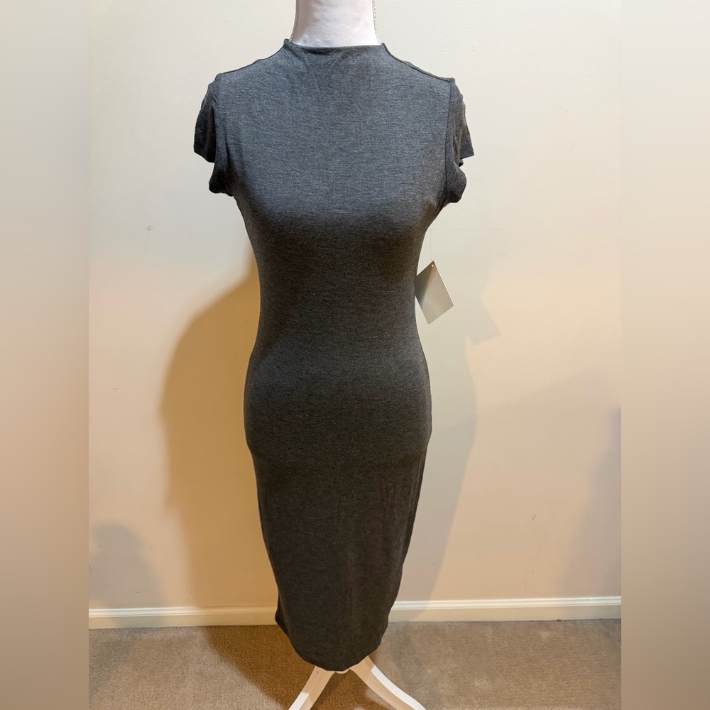 Stella Luce Charcoal Short Sleeve Form-Fitting Midi Dress Size Small NWT